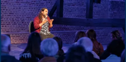 cartel de biblioteca hablada